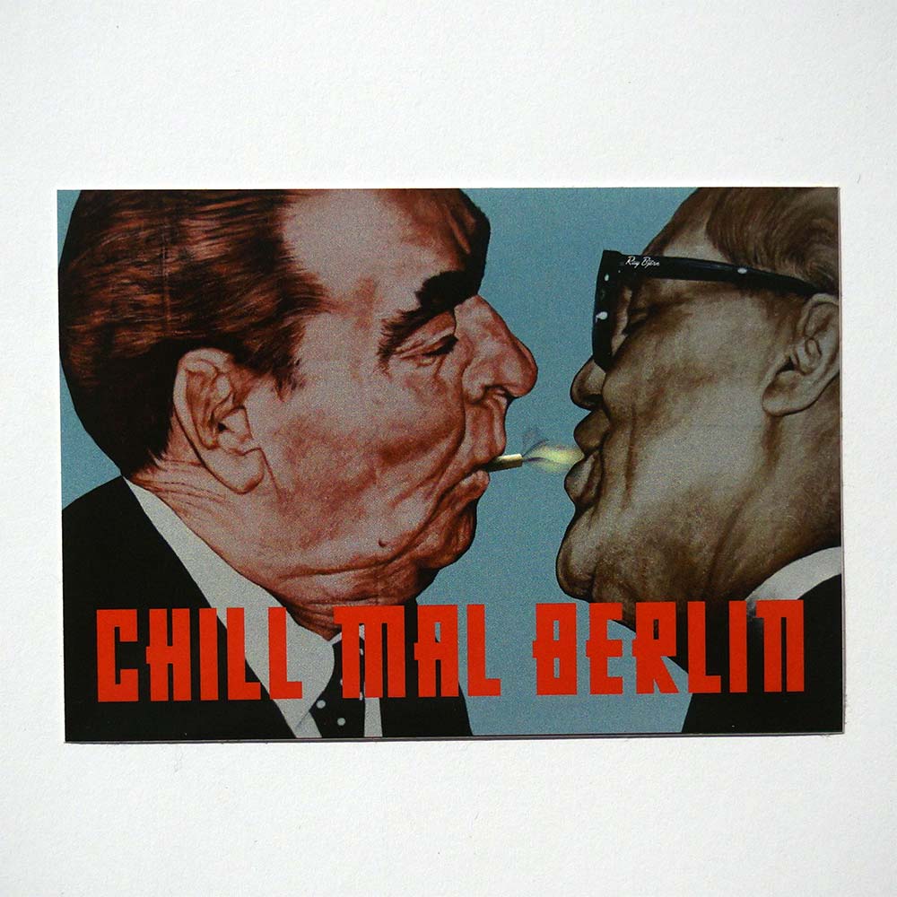Chill mal Berlin: "Shot" - Sticker - Chill mal Berlin - SALZIG Streetart Gallery Berlin