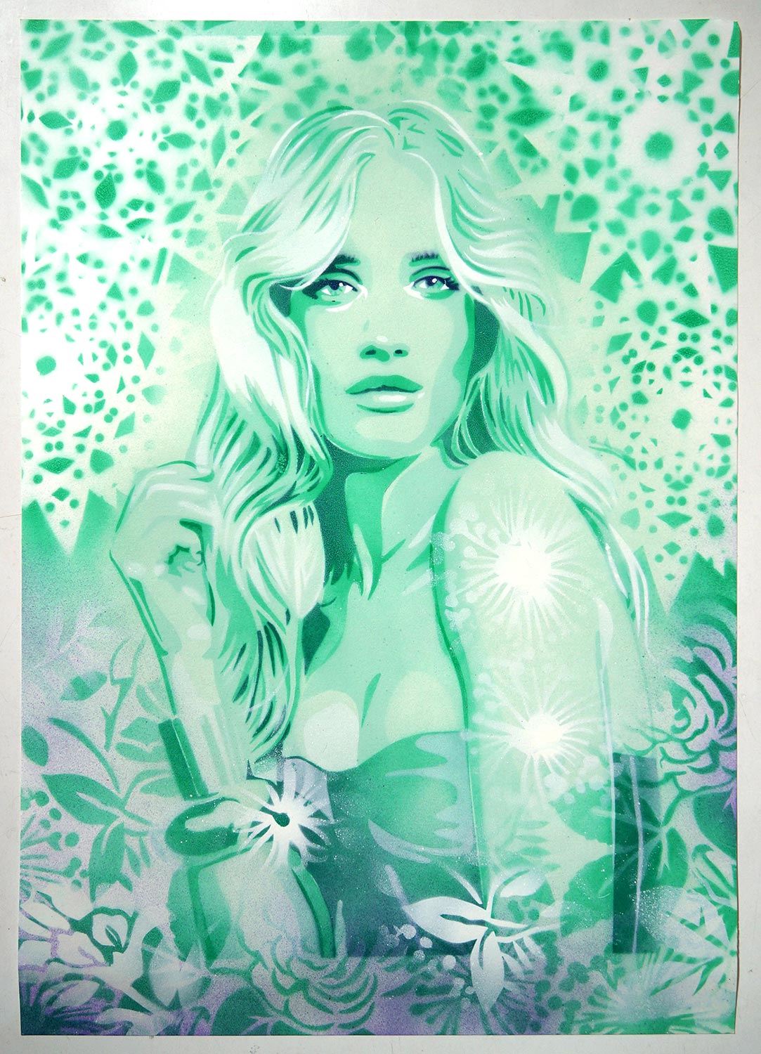Mariestyle: "Soft Green Rosie"  - spraypaint stencil on paper  - SALZIG Berlin