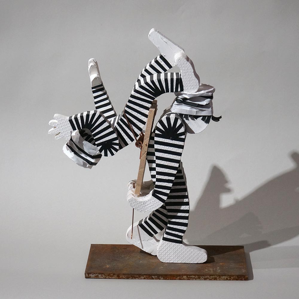 Styro: "Mausefalle"  - Skulptur - styrofoam, tape, metal - SALZIG Berlin