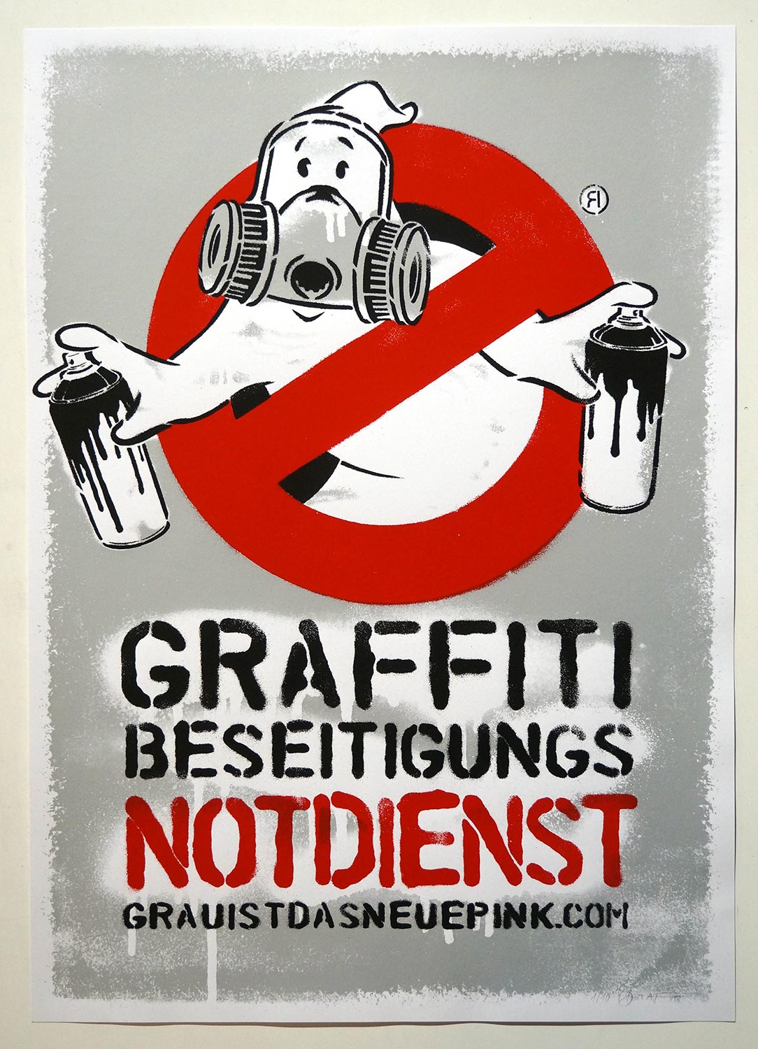 Ostap: "Grau Ist Das Neue Pink" - Graffiti Beseitigungs Notdienst  - Siebdruck auf Papier: 70x50 cm